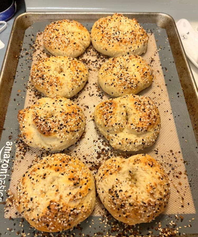 Weight-Watchers-2-Ingredient-Bagels