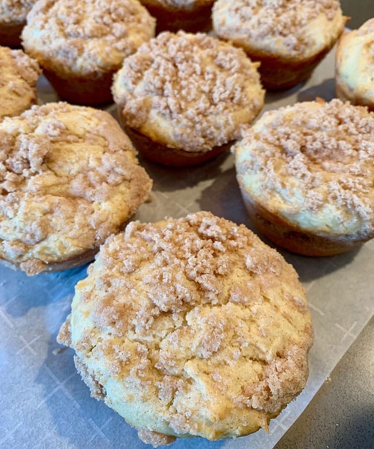 Weight-Watchers-Cinnamon-Streusel-Muffins