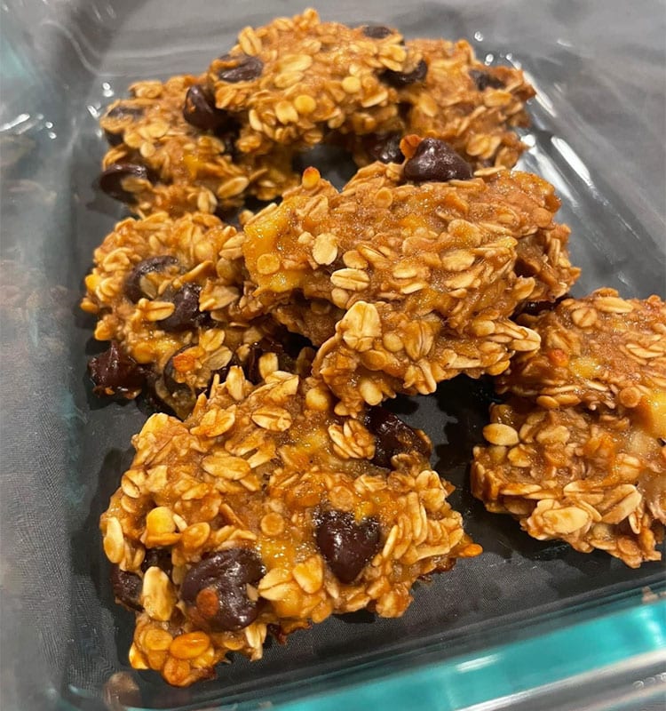 Weight Watchers Peanut Butter Banana Chocolate Chip Cookies